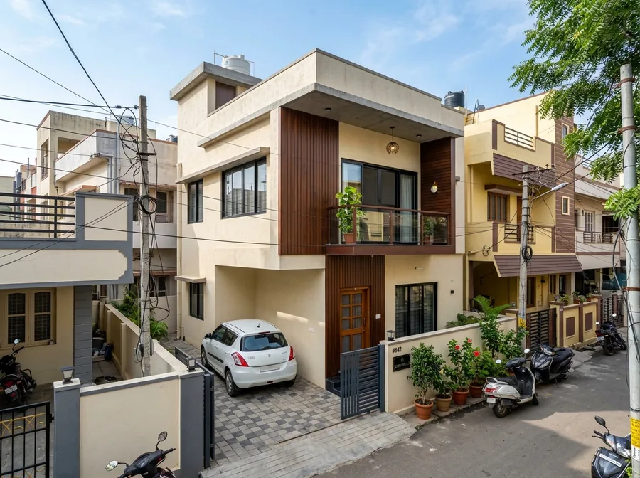 Santha's Residence